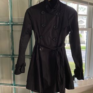 Goth-style black short trench coat